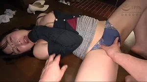 着衣セックス画像_04