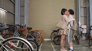 着衣セックス画像_22